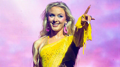 ‘I love criminals, I love immigrants’: Swedish singer Zara Larsson slams ICE, explains why partner is barred from US