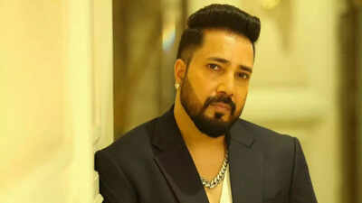 Mika Singh offers 10 acres of land for stray dogs, urges Supreme Court to ensure humane welfare measures
