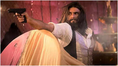 'Dhurandhar' box office collection Day 38: Ranveer Singh-led film's global collection is now a STAGGERING Rs 1254.9 crore