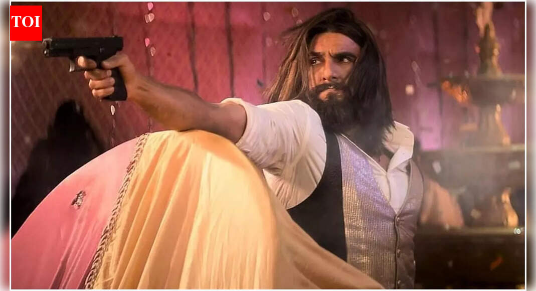 'Dhurandhar' box office collection Day 38: Ranveer Singh-led film's global collection is now a STAGGERING Rs 1254.9 crore