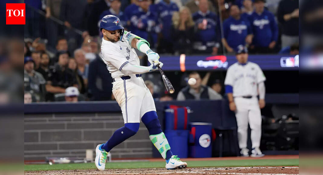Bo Bichette’s tenure with the Toronto Blue Jays appears near its end as free agency continues into 2026