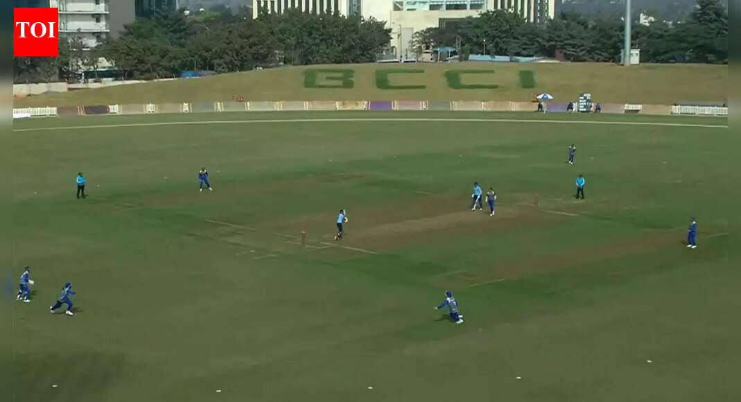 Vijay Hazare Trophy QFs: Musheer Khan falls cheaply; Mumbai three down vs Saurashtra