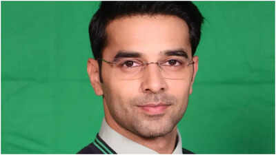  Ravjeet Singh joins Sharad Kelkar and Niharika Chouksey starrer as Dr. Mohit