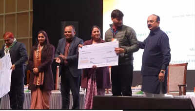 Education must be free from political considerations, says Delhi Minister Sood