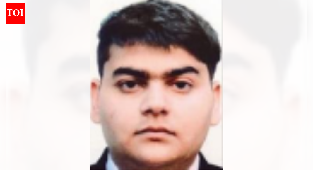 Family of HP merchant navy officer in US custody appeals to PM for help