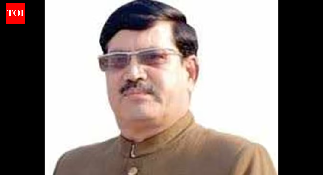 Probe religious discrimination in AMU: Ex-VC of Urdu university