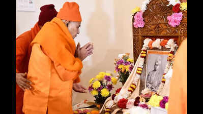 TMC, BJP in political tug-of-war on Swamiji’s birth anniv