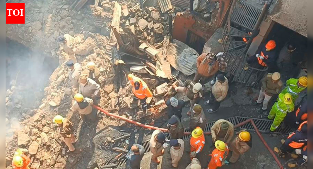 Boy among 3 dead, 7 missing in Arki market fire