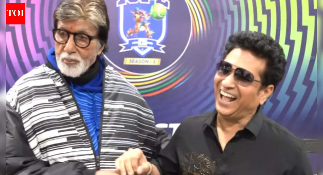 Amitabh Bachchan plays finger cricket with Sachin Tendulkar and the internet is in awe, watch VIDEO to know who won!