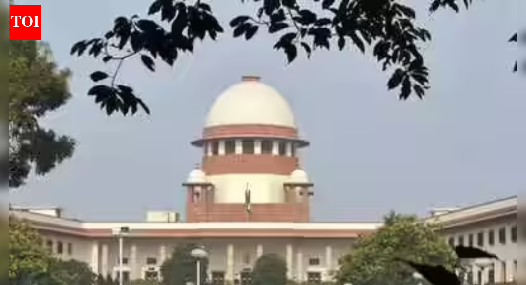 SC blocks reinstatement of 'peeing' judge