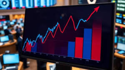 Sensex swings 1,000 pts from day’s low on trade deal hopes