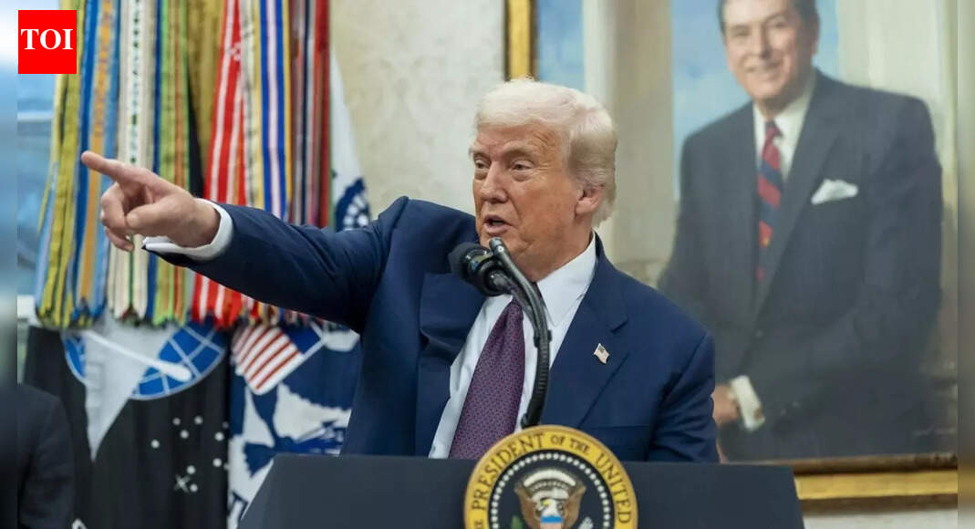 'Take over your institutions': Trump tells Iran protesters 'help is on its way'; invokes 'MIGA'