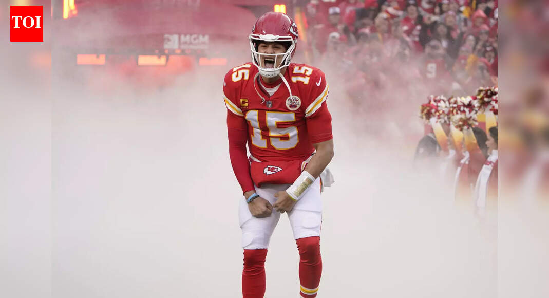Patrick Mahomes’ influence on Dylan Raiola resurfaces as young quarterback mirrors Chiefs star yet again