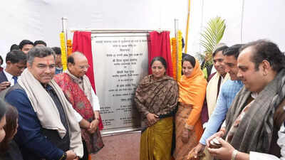CM Gupta lays foundation of Nangloi-Najafgarh road revamp project to decongest West Delhi
