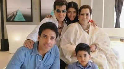 Tusshar Kapoor and Jeetendra sell Chandivali commercial property for Rs 559.25 crore - Report
