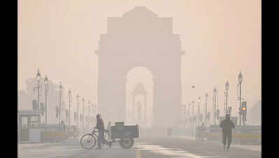 New Delhi weather: Sunny Skies, cooler mornings; AQI remains poor