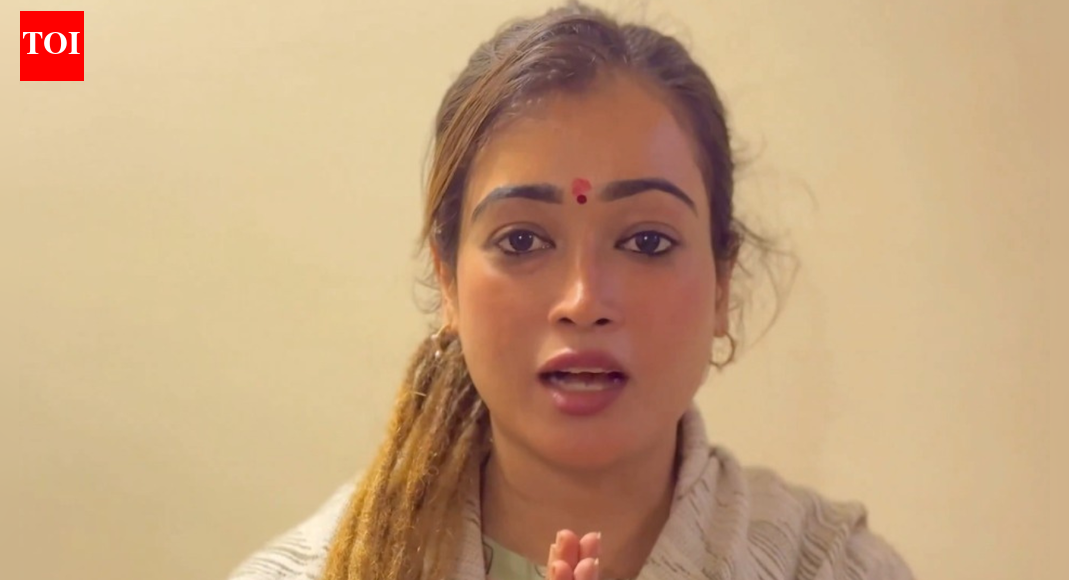 Model, anchor or sadhvi? Harsha Richharia takes holy dip in Narmada on Makar Sankranti; slams critics