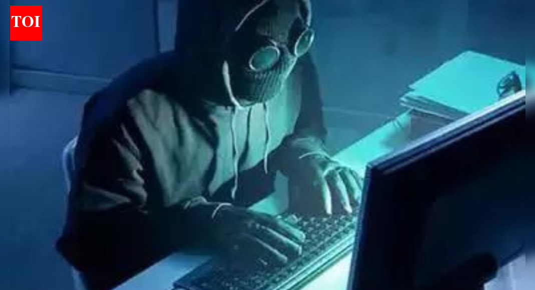 Online romance trap in Lucknow: Man duped of Rs 1.92 crore by ‘woman’ who turned out to be a man