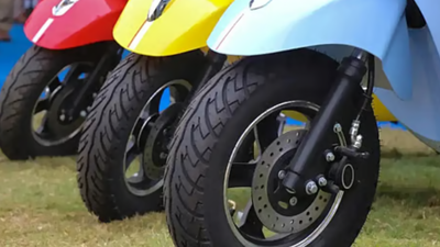 Uber launches 50 e-bike taxis in Mumbai