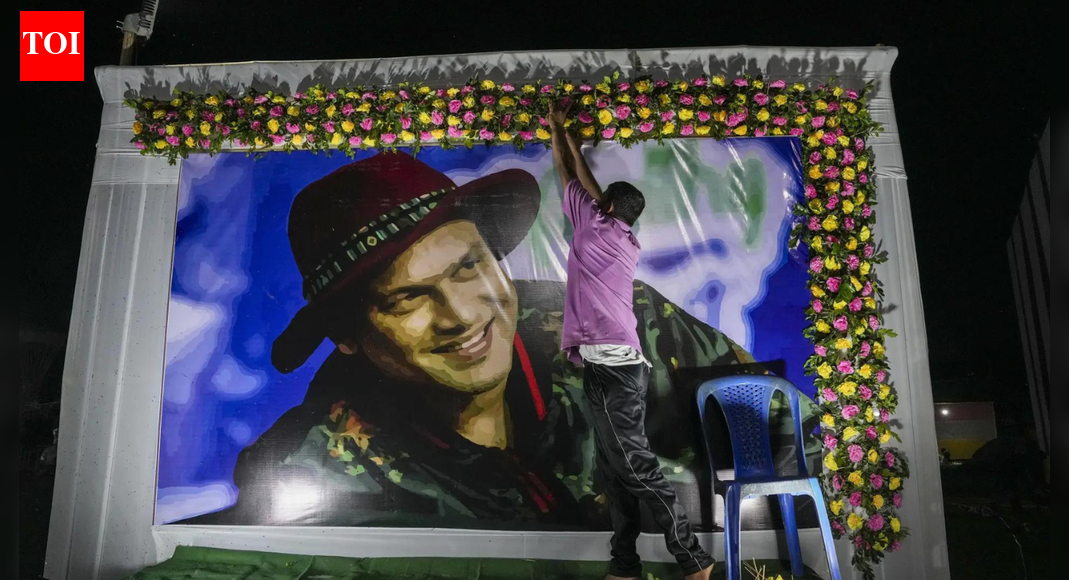 Zubeen Garg death: Singer was drunk, declined life jacket — what Singapore cops uncovered