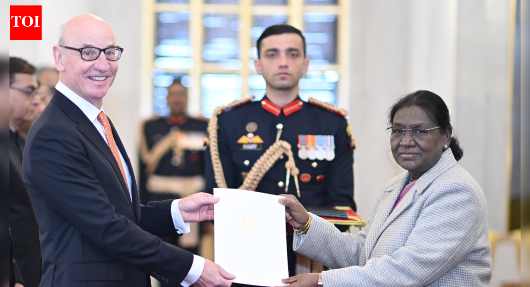 President Murmu receives credentials from US, Austrian and Trinidad &amp; Tobago envoys at Rashtrapati Bhavan