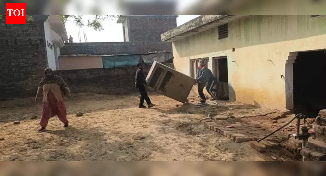 Bulldozers deployed to reclaim 27 bighas of encroached govt land in ...