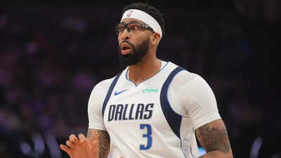 Is Anthony Davis playing tonight against the Denver Nuggets? Latest update on the Dallas Mavericks star's injury report (January 14, 2026)
