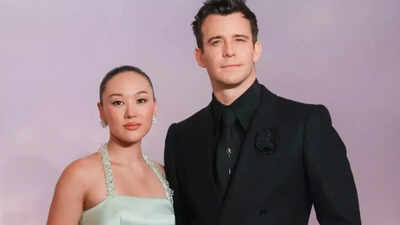 'Bridgerton' season 4 LEAKED online; Benedict and Sophie's first kiss and more spoiled after Paris premiere - WATCH