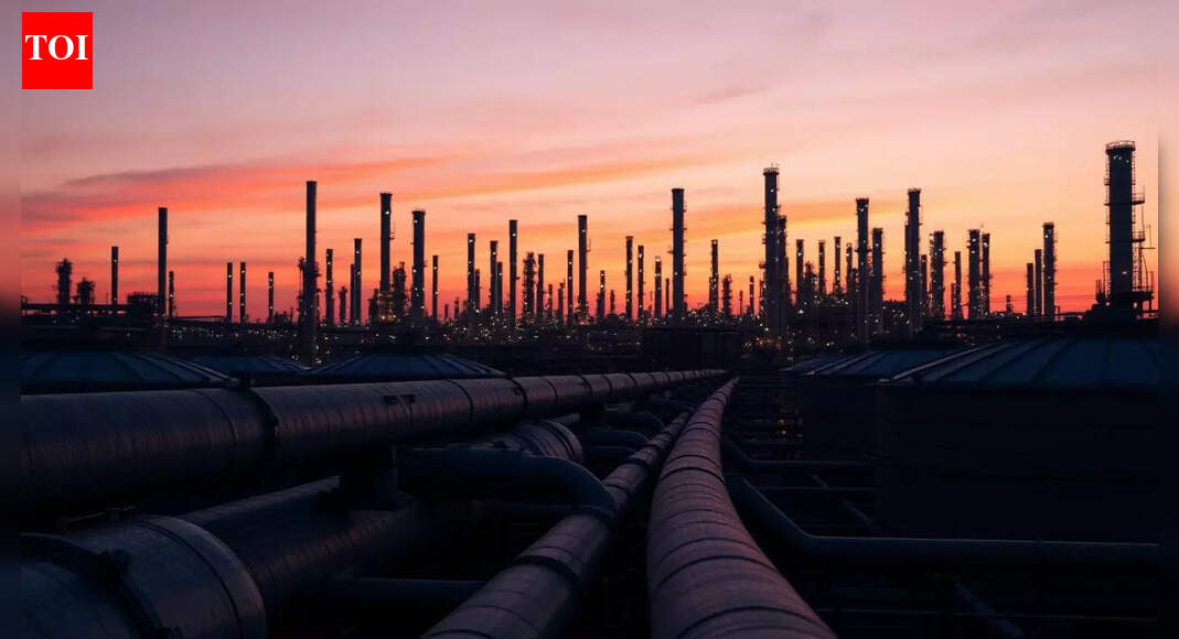 Oil price today: Rates slide 3�ter Trump’s Iran remarks; here’s how much Brent and West Texas Intermediate crude cost