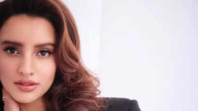 Triptii Dimri praises 'Happy Patel,' calls Vir Das' first film 'pure joy,' and shares a post