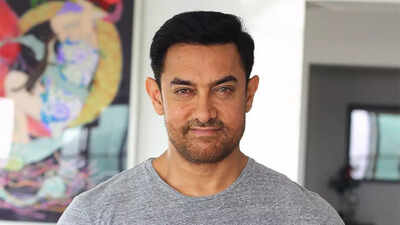 Aamir Khan gets called as ‘Sunil Grover’ at ‘Happy Patel’ screening by paps, this is how the superstar reacted
