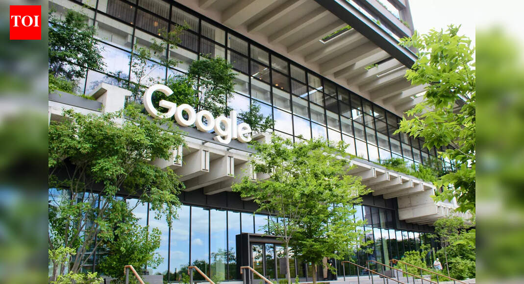 Google exec sounds big alarm on the ‘biggest problem’ AI industry is America is facing