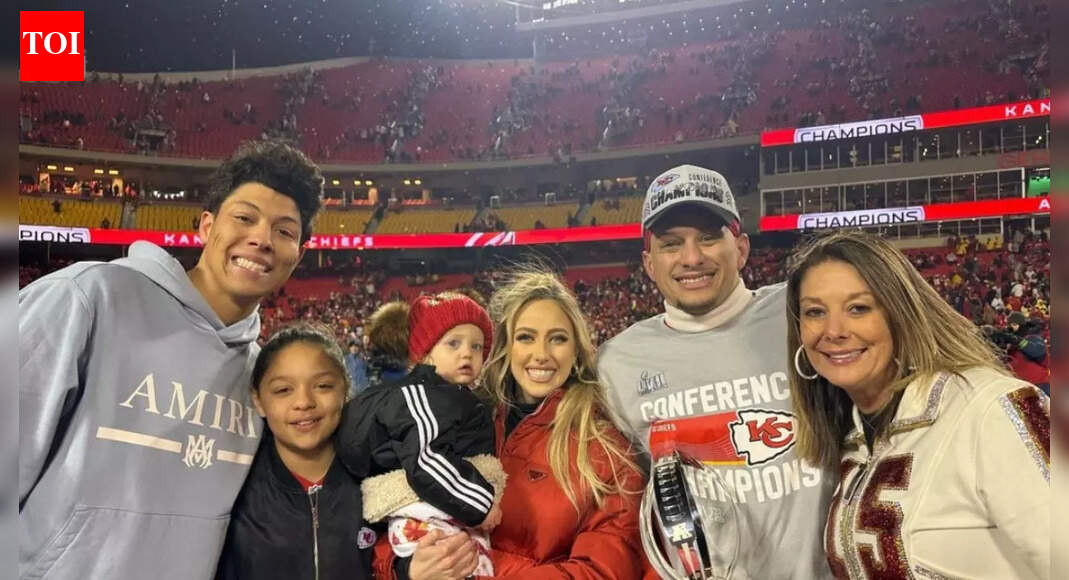Patrick and Brittany Mahomes surprise Randi: 'Felt so loved' in family moment