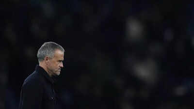 PSG coach Luis Enrique open to soccer using rugby's sin-bin for fouls