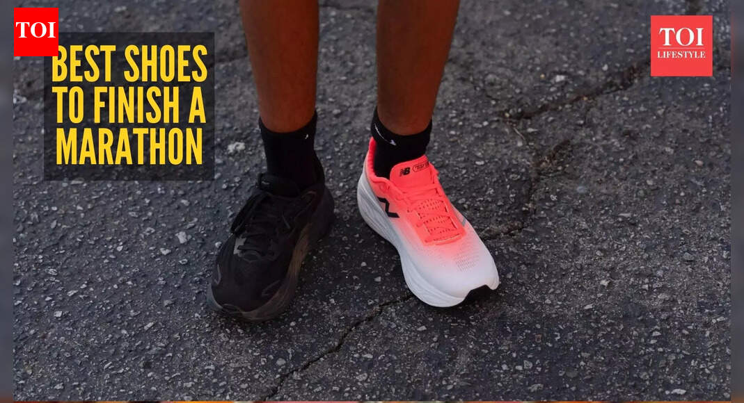 यदि आप मैराथन पूरी करना चाहते हैं तो निवेश के लिए 5 सर्वश्रेष्ठ दौड़ने वाले जूते