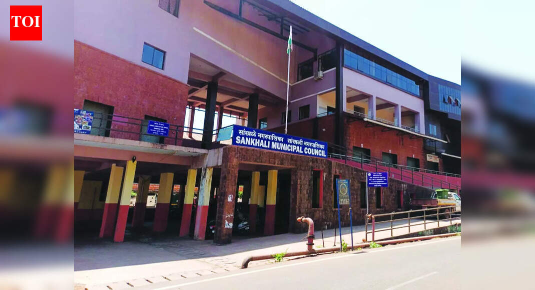 Skip nat’l day functions, lose pay, Sanquelim council tells members