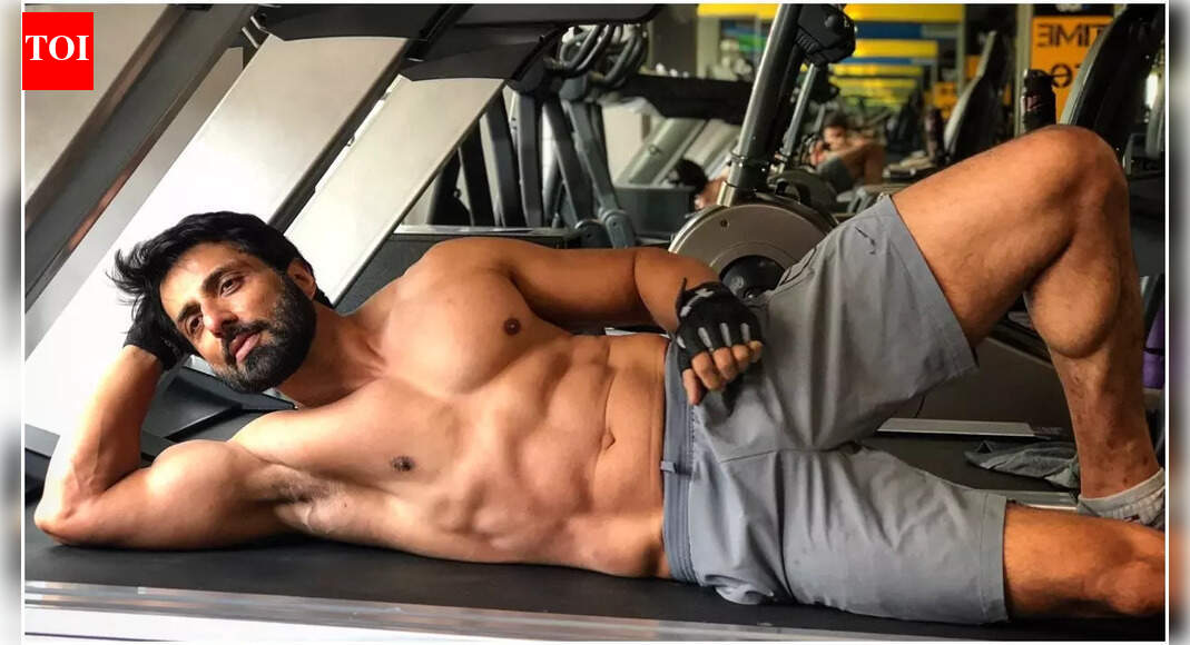 Sonu Sood's mantra for six-pack abs at 52
