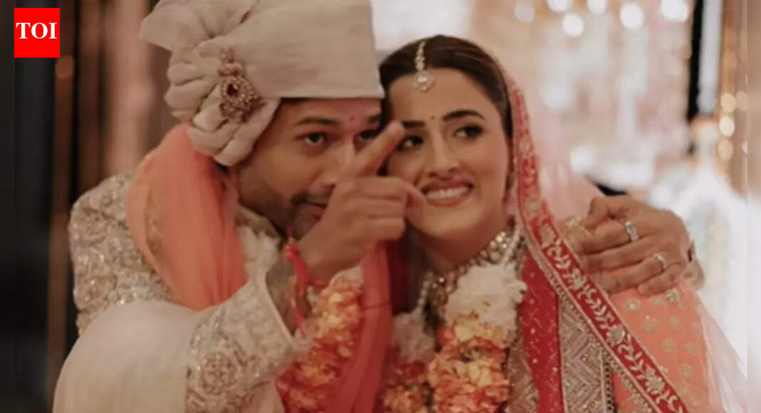 Nupur Sanon surprised husband Stebin Ben at Udaipur Wedding singing self composed song ‘Aisa Milan’ for her bridal entry - Watch