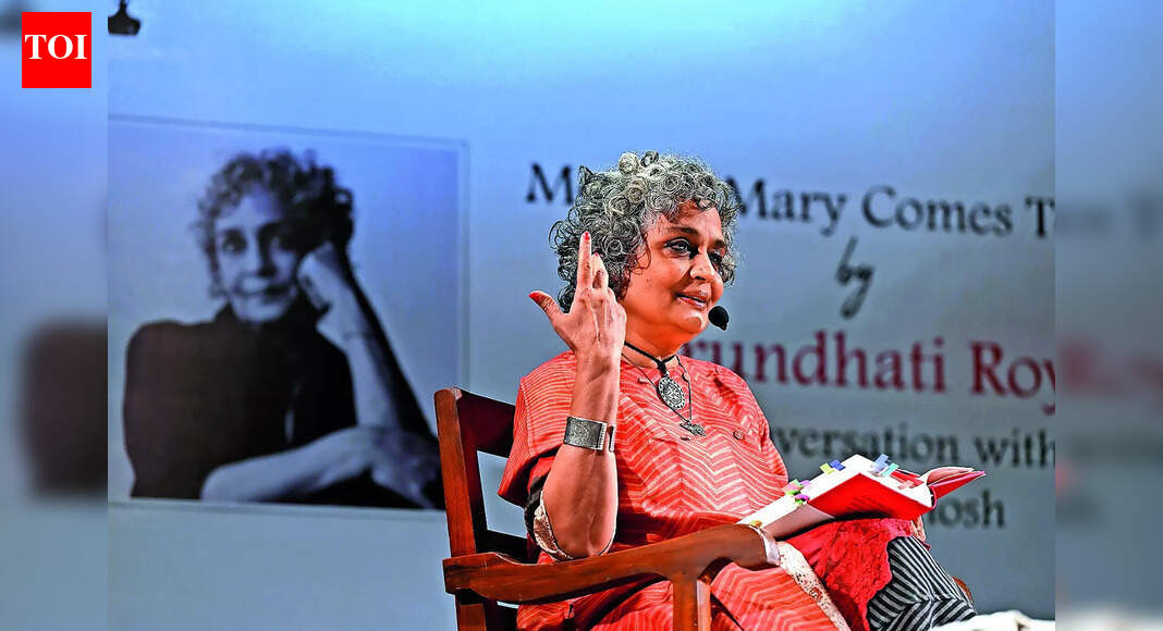 No selfies and all heart:  Arundhati Roy in Kolkata