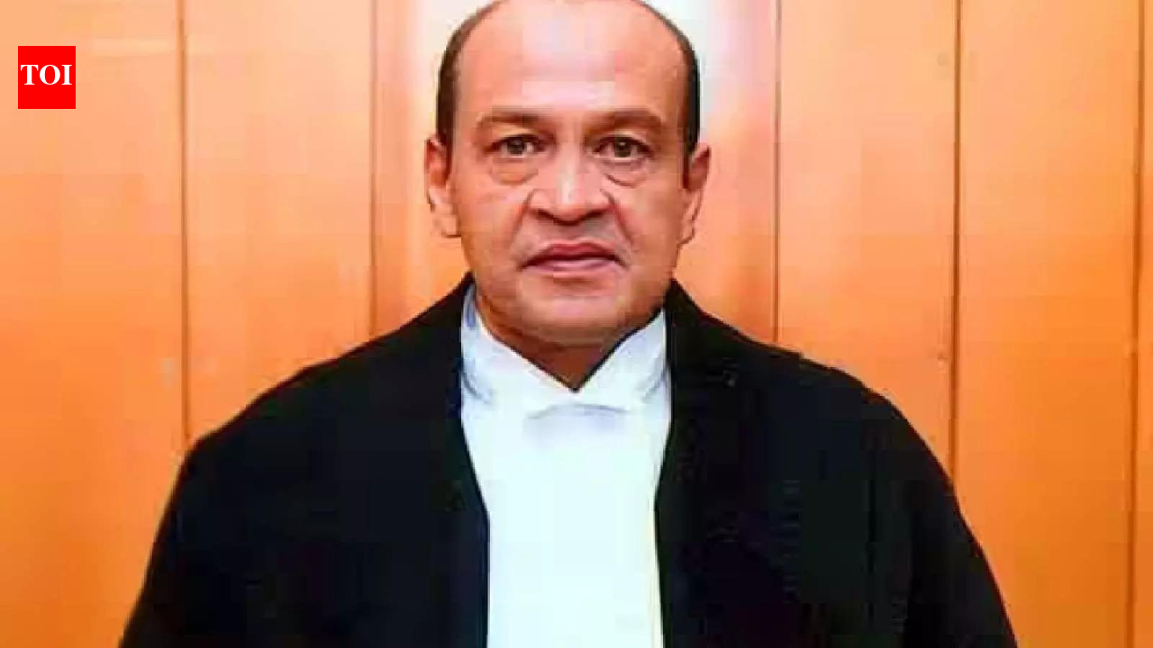 Cash recovery row: Supreme Court junks Justice Yashwant Varma's plea ...