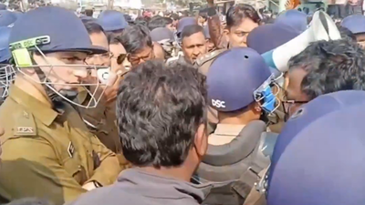 West bengal protest: Locals block Beldanga NH-12 over migrant worker’s death in Jharkhand; traffic disrupted