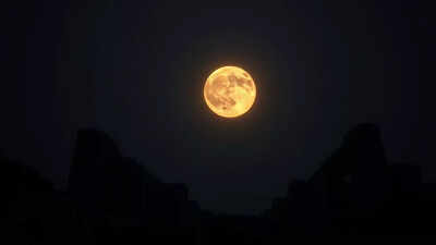 Moon Phase Today (January 18, 2026): New Moon Calls for Release, Let Go or Get Left Behind