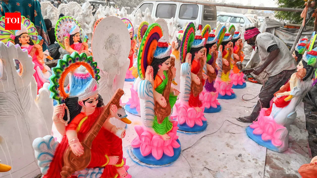 Tight vigil, ecological norms in place for Saraswati Puja in Patna