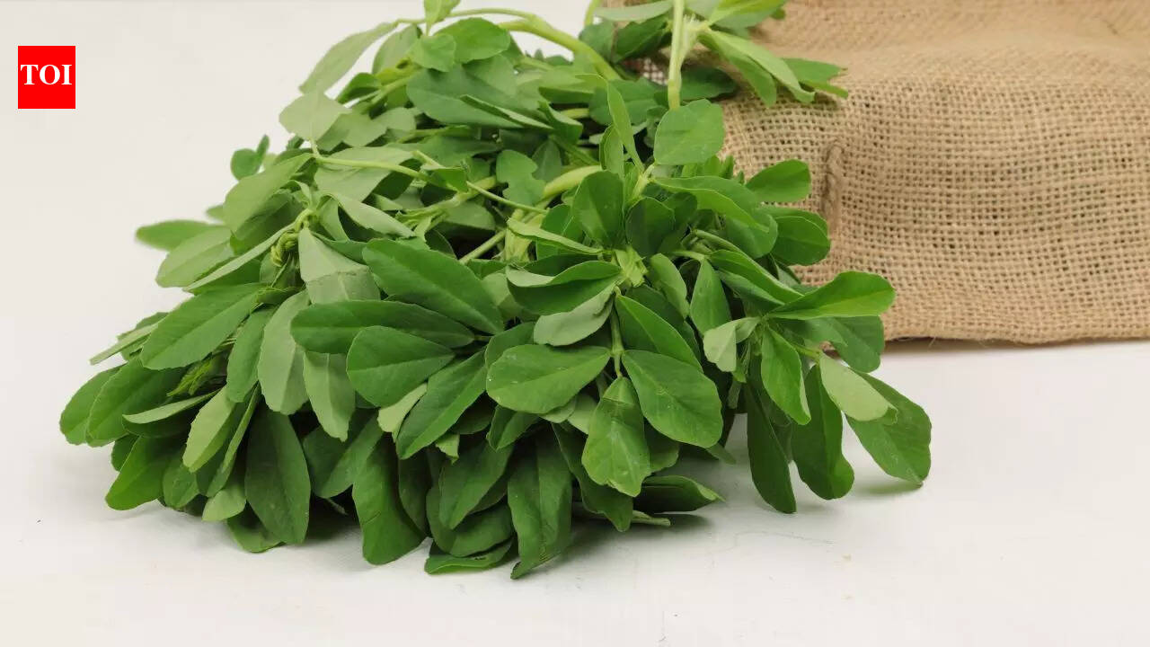 THIS simple kitchen hack cleans methi leaves in minutes; no more endless plucking