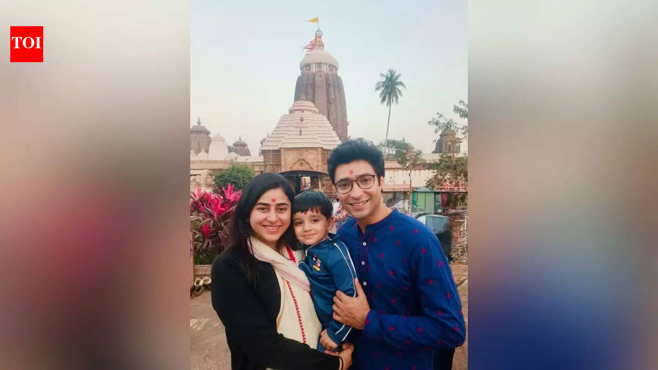 Ridhima Ghosh seeks blessings at Jagannath Temple