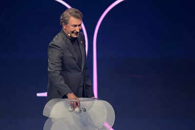 Wayne Gretzky's lifestyle: Details on his luxury car collection, real estate, watches, and assets