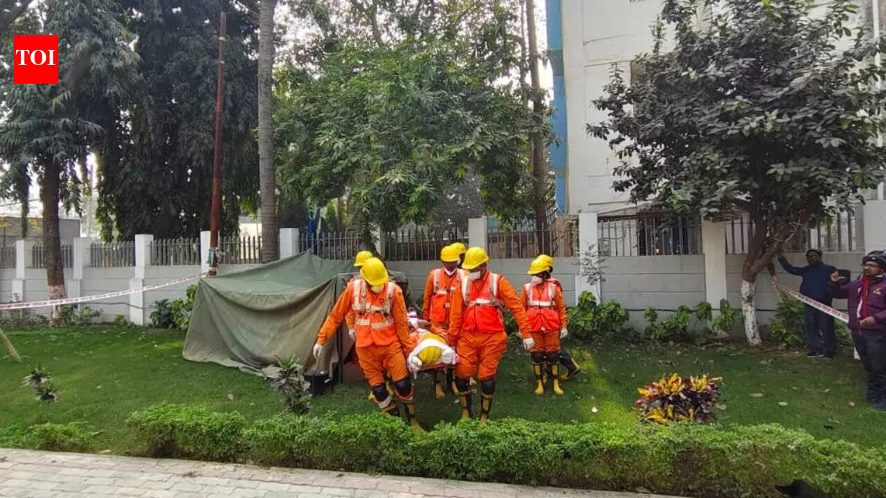 Earthquake safety mock drill held at Patna Collectorate