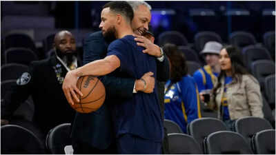 “It’s a dream come true": Dell Curry gets emotional after Hornets announce No. 30 jersey retirement
