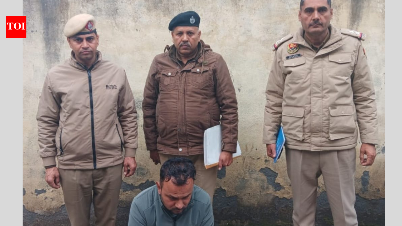 Police bust major fraud gang in Yamunanagar village; one arrested, fake currency equipment and luxury cars seized