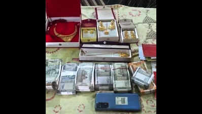 10 cattle smugglers held in raids across 5 districts in Odisha, Rs 1.25 cr seized